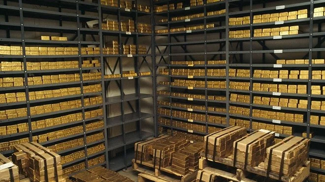 Dự trữ vàng của Việt Nam năm 2024 là bao nhiêu? Top 10 quốc gia dự trữ vàng nhiều nhất thế giới