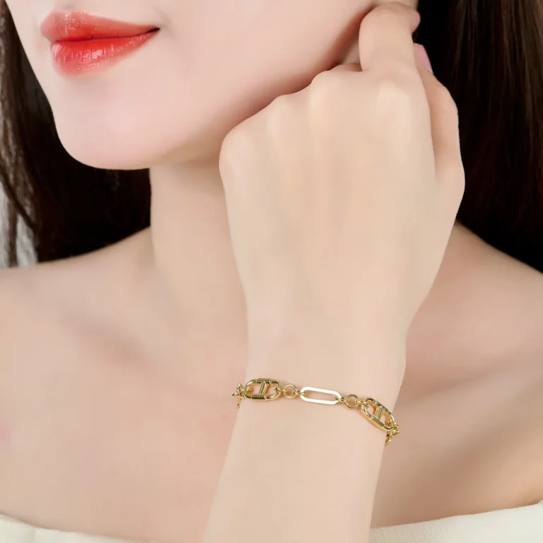 Có nên mua vòng tay vàng 18K 2 chỉ? 5 mẫu vòng tay 18K 2 chỉ đẹp nhất